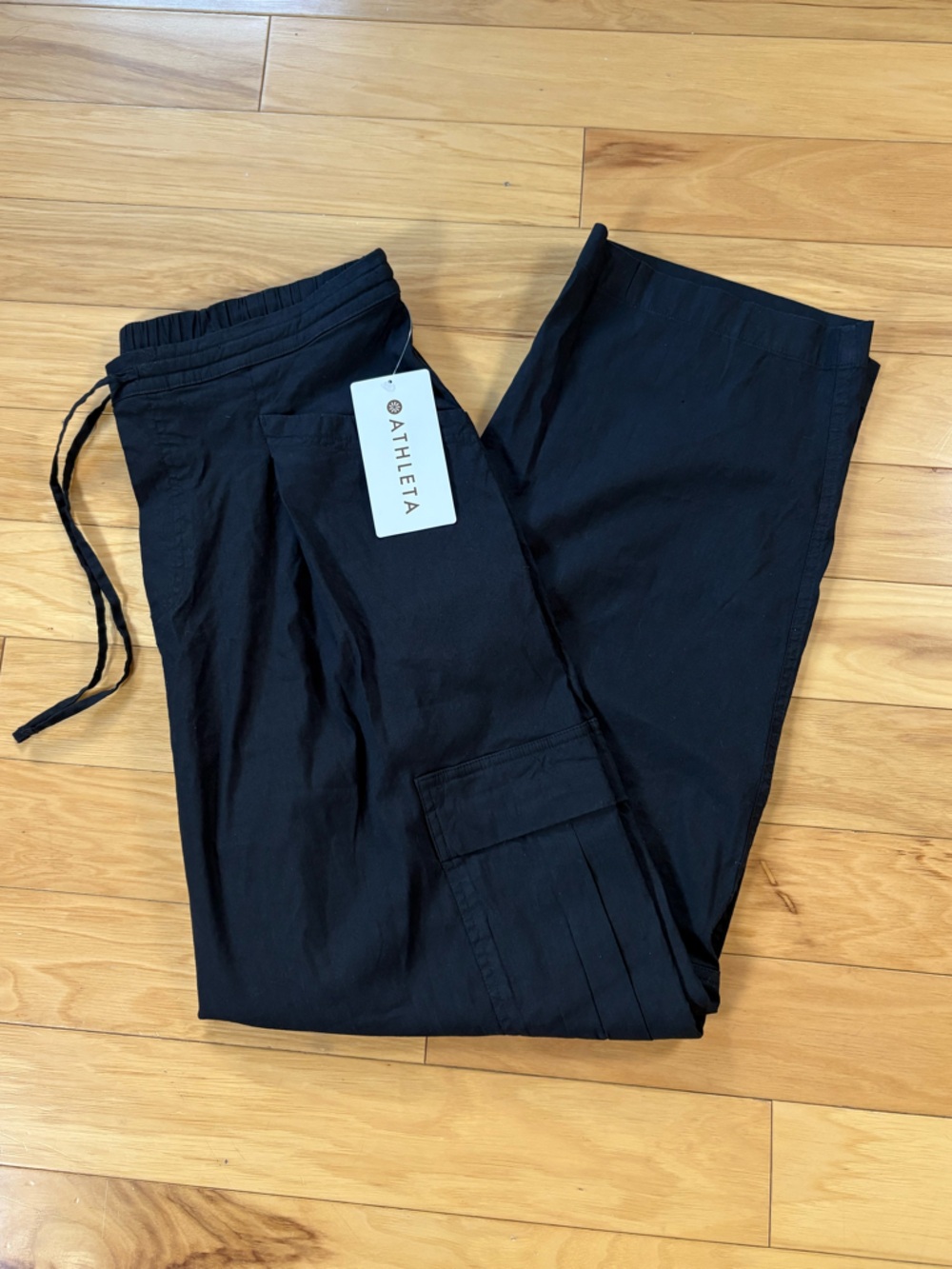 Athleta Paradise Straight Leg Cargo PantsWomens Sz M Black Linen Blend
